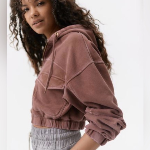 Urban Outfitters Cropped Zip Hoodies - Picture 4 of 5